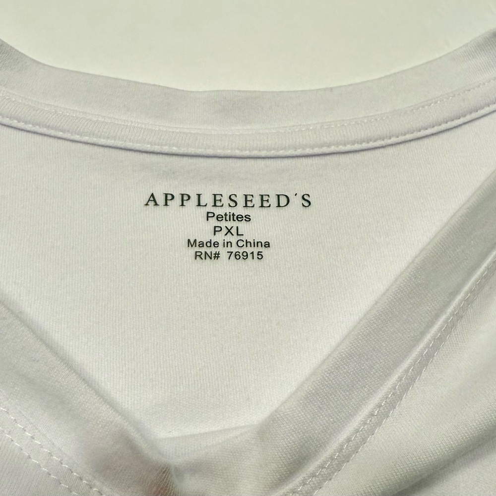 Appleseed's White Blouse shirt with  Quarter length Eyelet Sleeves  PXL EUC - Picture 3 of 10